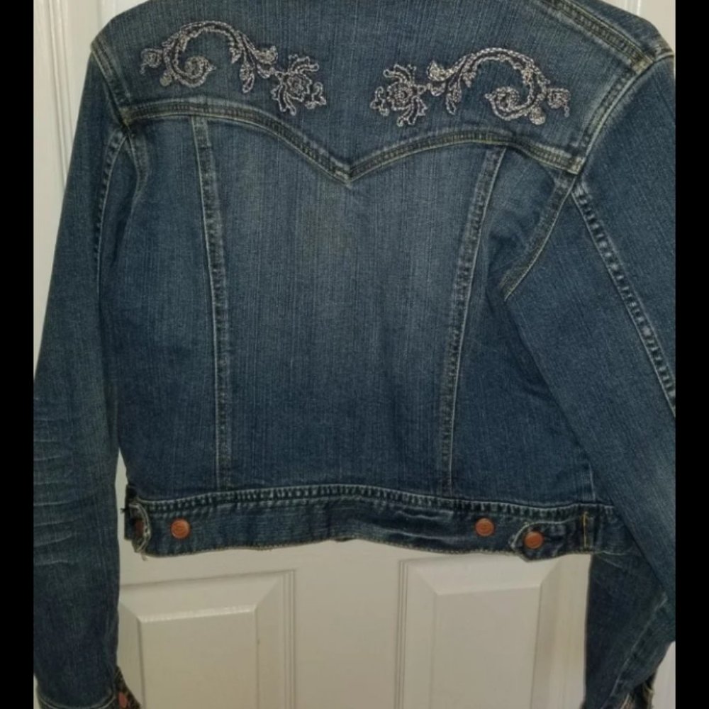 Jean jacket - Picture 6 of 10